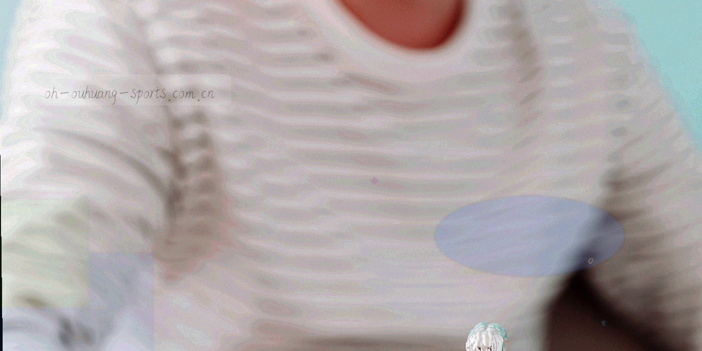 暗色刻度线与网格组成的抽象纹理，暗示规则与边界